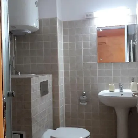 Vila Safira Garsoniera Вилла *